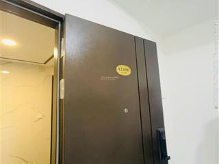 Căn hộ 3pn  99m2 tầng 6 chỉ 9,729tỷ nhận nhà ngay, mua trực tiếp cdt, đang làm sổ hồng. xem nhà dễ