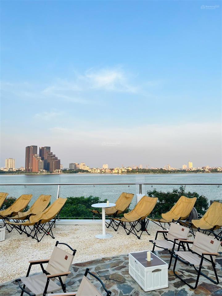 Cho thuê mbkd tầng 4,5 mặt hồ làm cafe/ nhà hàng