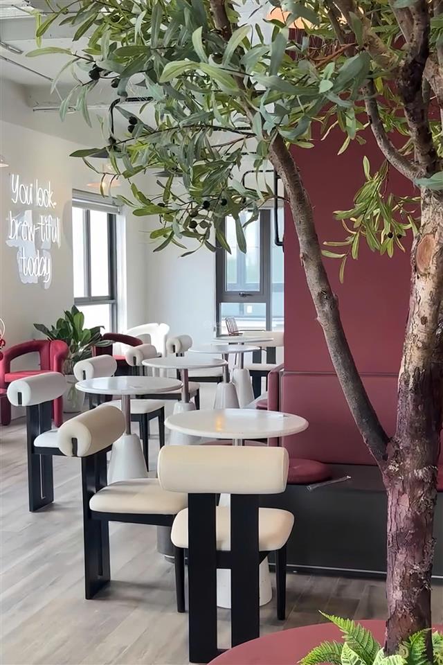 Cho thuê mbkd tầng 4,5 mặt hồ làm cafe/ nhà hàng