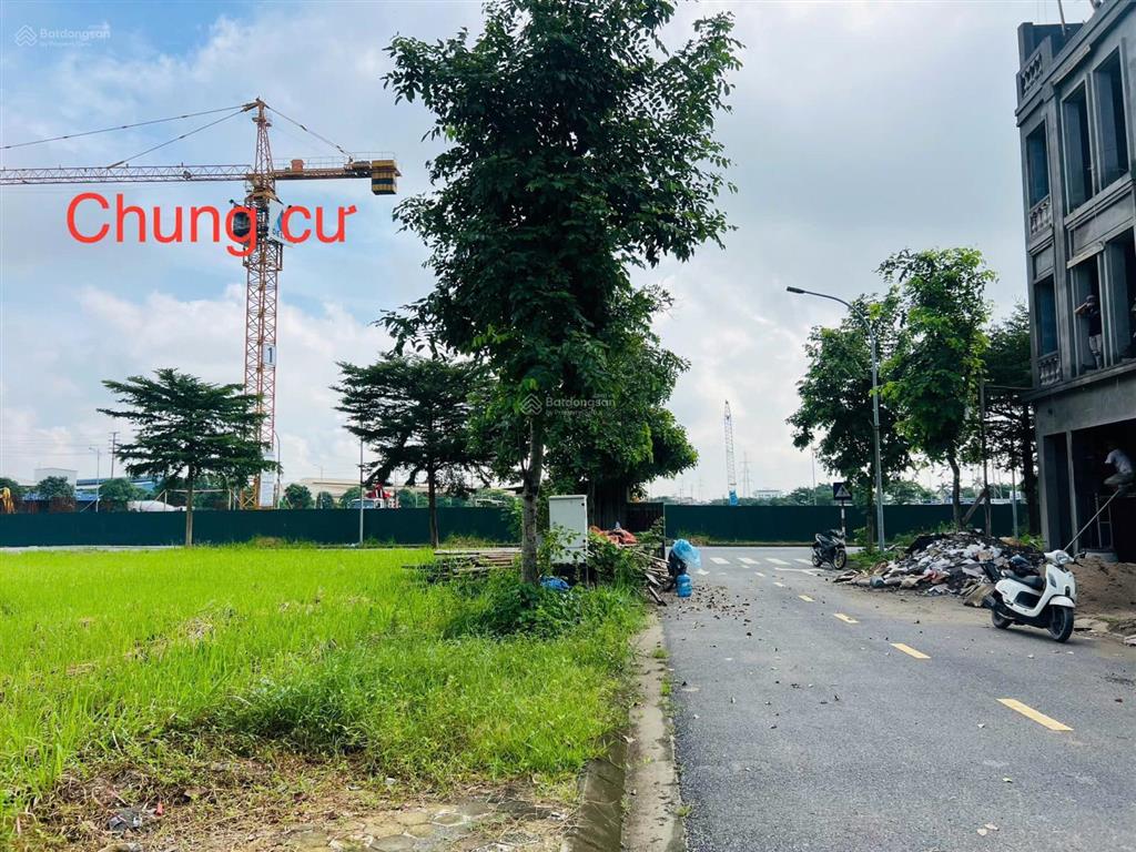 Bán lô 50m2 tại phố nối house gần khu chung cư