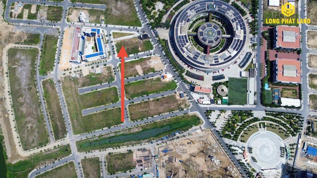 Bán lô đất v6 fpt view công viên sát tòa nhà fpt complex và trần quốc vượng