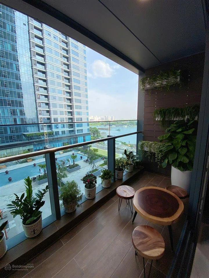 Bán căn hộ sân vườn penhouse 130m cc quang tháisổ hồng