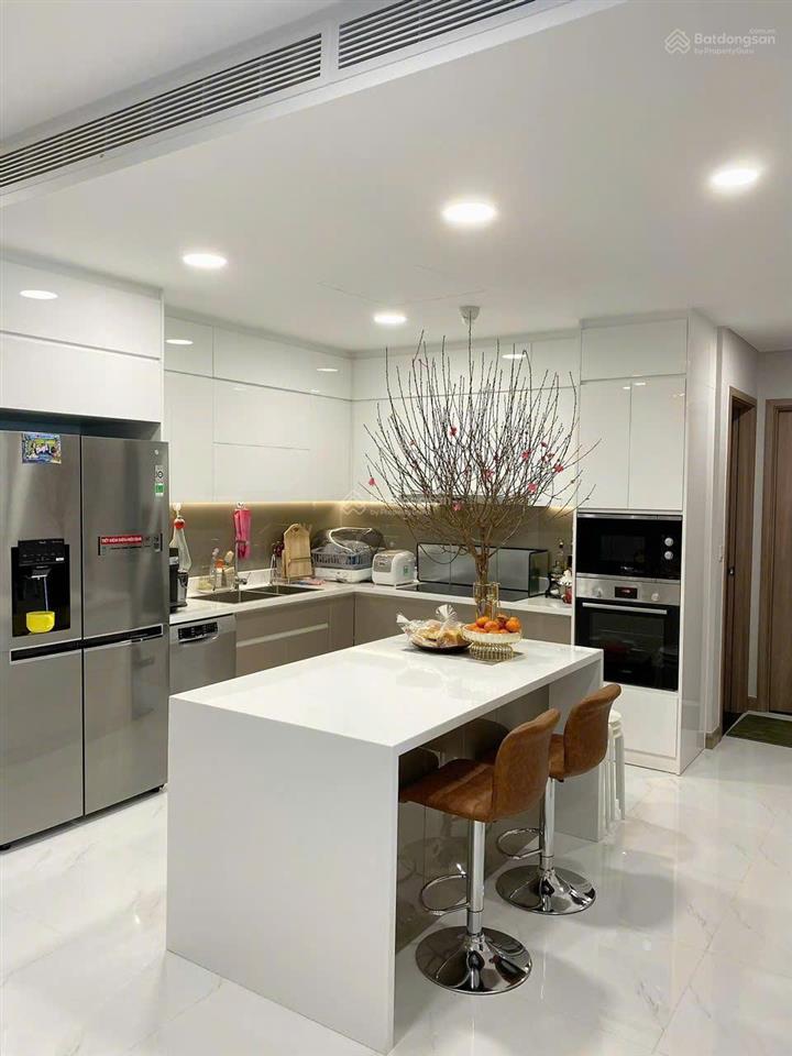 Bán căn hộ sân vườn penhouse 130m cc quang tháisổ hồng