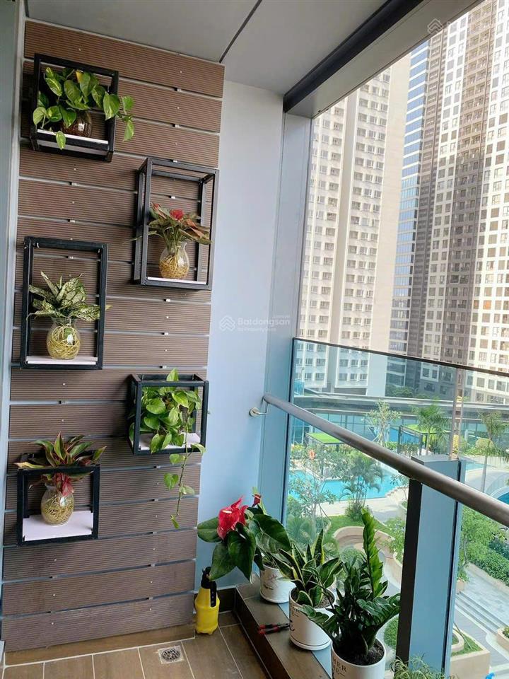 Bán căn hộ sân vườn penhouse 130m cc quang tháisổ hồng