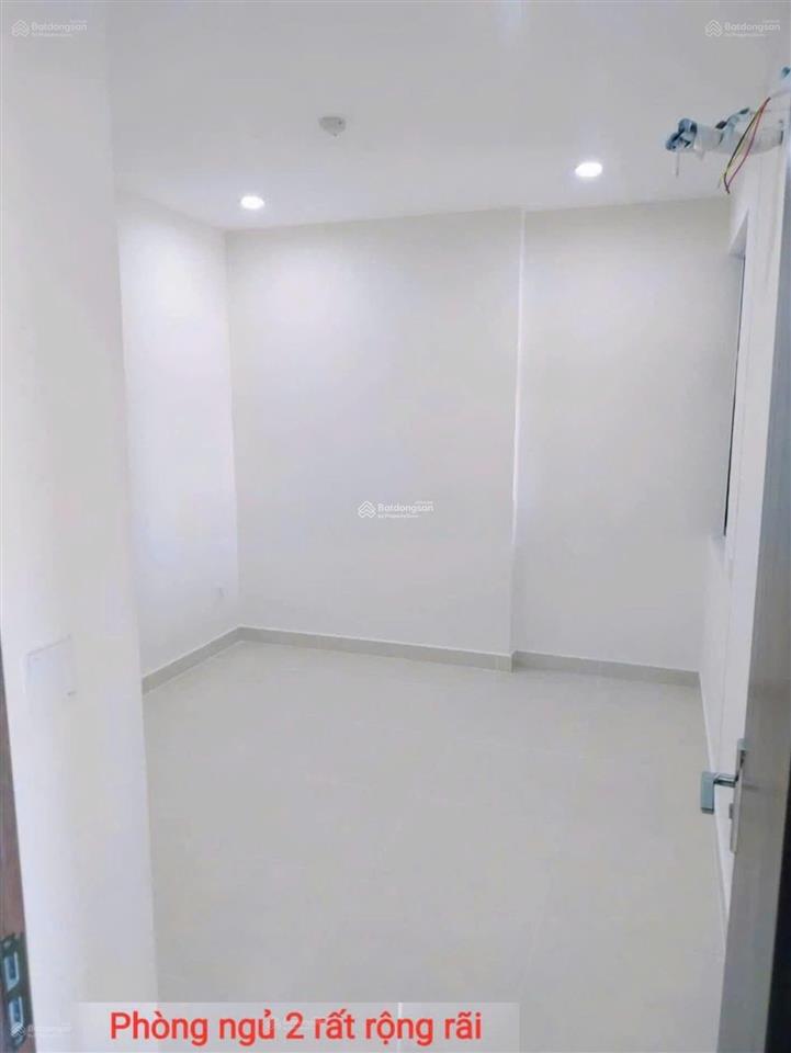 Giá cực kì ưu đãi căn ecolife 2 phòng ngủ, hướng đông nam, tầng cao, view sông. nhà mới 100%