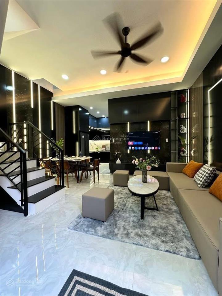 Nhà 3 tầng kiệt k293/.. hùng vương dt50m dtxd150m hướng tây bắc ngang 5m2nở hậu đẹp 5,25m