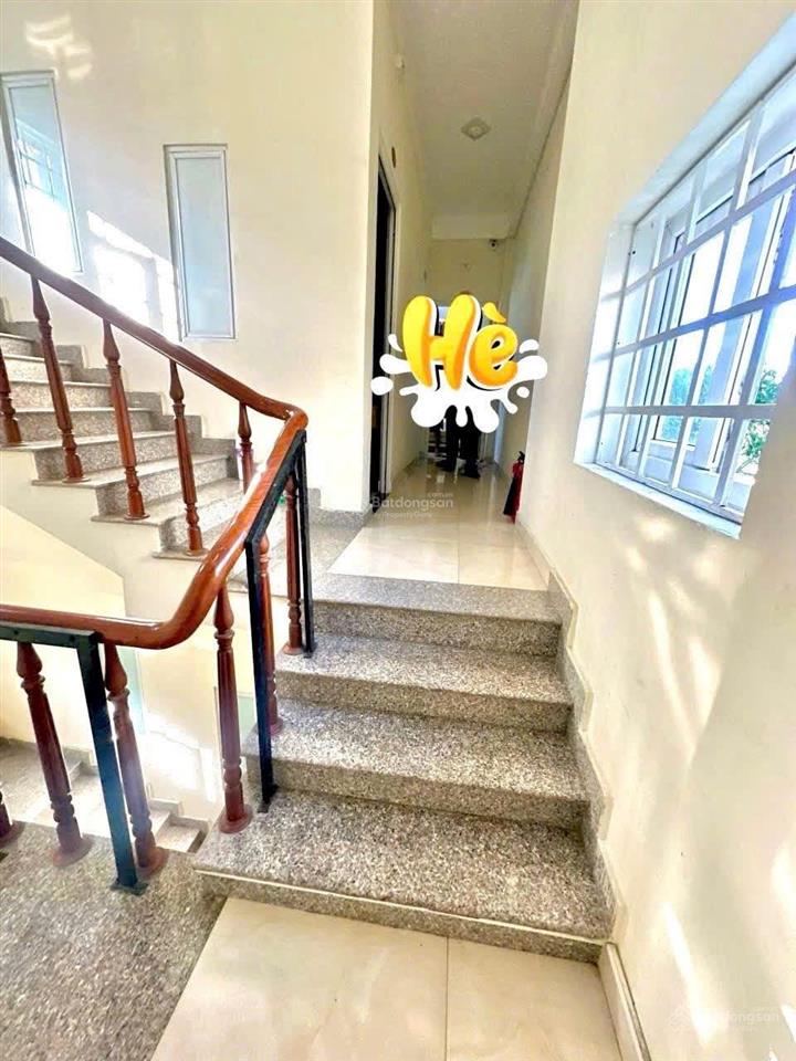 Bán gấp khách sạn mặt tiền nguyễn tất thành, view biển trực diện