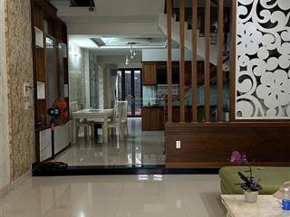 Nhà 3 tầng mặt tiền đường 7m5 nguyễn xí . hoà minh