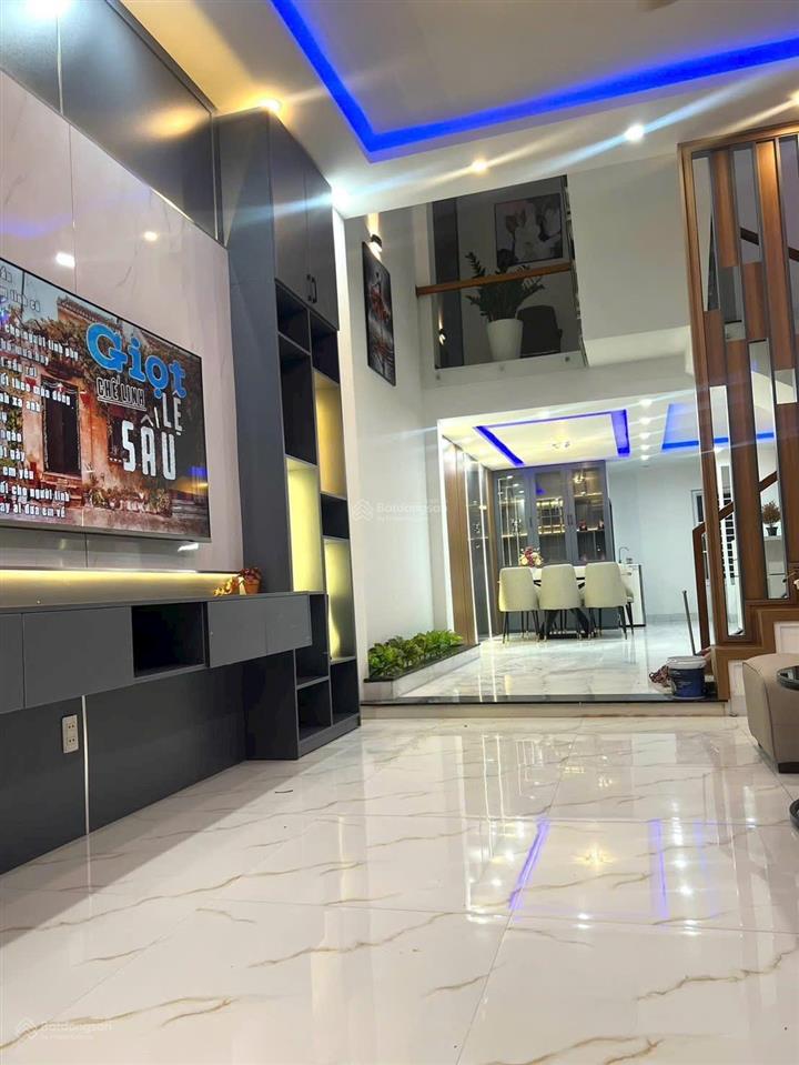 Nhà 3 tầng 3 mê mặt tiền đường vũ quỳnh, thanh khê trục đường 5.5m song song nguyễn tất thành