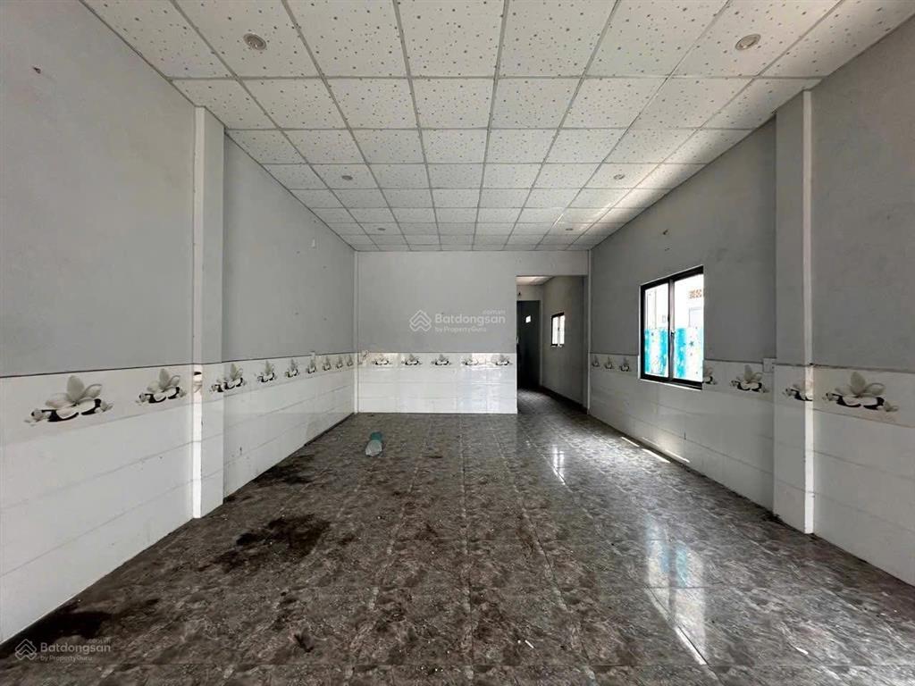 Đất mặt tiền đường nguyễn chánh. hoà minh  diện tích 250m2 ngang 5m