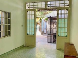 Bán đất tặng nhà cấp 4 kiệt 3 m phạm nhữ tăng  dt  46 m sổ vuông vức đẹp