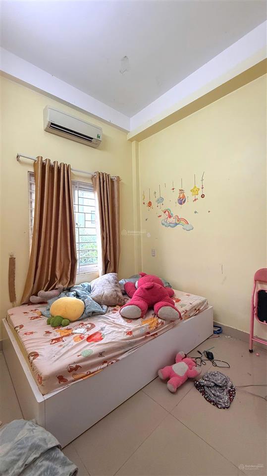 Nhà 4 tầng đường 15m nguyễn tường phổ , sát hoàng thị loan .
 diện tích 40m2 ngang 4m4