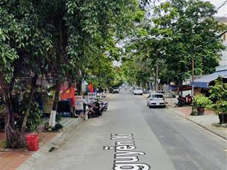 Nhà 2 tầng mặt tiền đường 7m5 nguyễn xí vị trí sát ngã tư phùng hưng, cách biển 300m