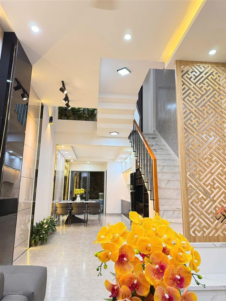 Nhà 3tầng 3 mê kiệt k192/ oto tô hiệu  full nội thất cao cấp , thiết kế hiện đại .