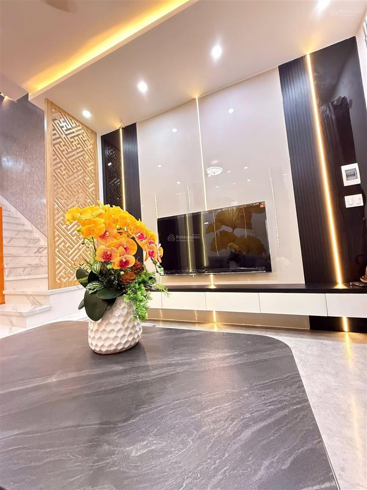 Nhà 3tầng 3 mê kiệt k192/ oto tô hiệu  full nội thất cao cấp , thiết kế hiện đại .