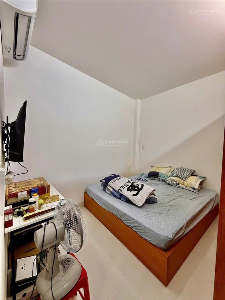 Nhà 2 tầng, 2 mê đúc kiệt ô tô tô hiệu, đà nẵng