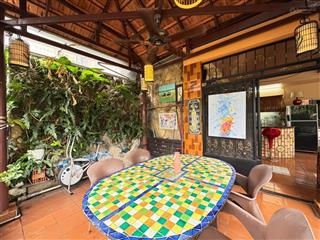 Cho thuê căn hộ penthouse sân vườn view đẹp 1 phòng ngủ trung tâm quận 1