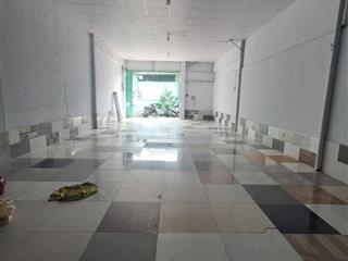 Thuê kho xưởng n bè dt 700m có sẵn văn phòng, wc, pccc chuẩn.