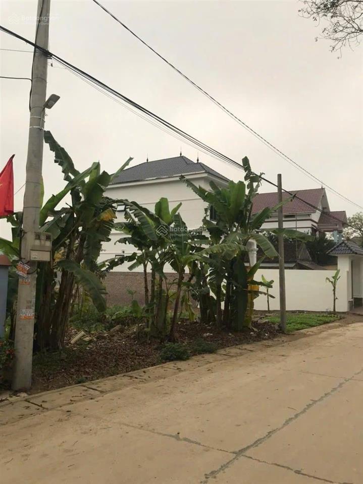 Cần tiền mở doanh nghiệp, gia chủ cần bán mảnh đất đẹp, rộng thênh thang, đi bộ vài bước ra ql32