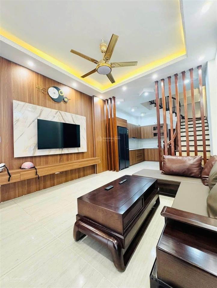 Chuyển công tác cần bán nhà tâm huyết tự xây 5 tầng thiết kế siêu đẹp giá 6,8 tỷ còn thương lượng