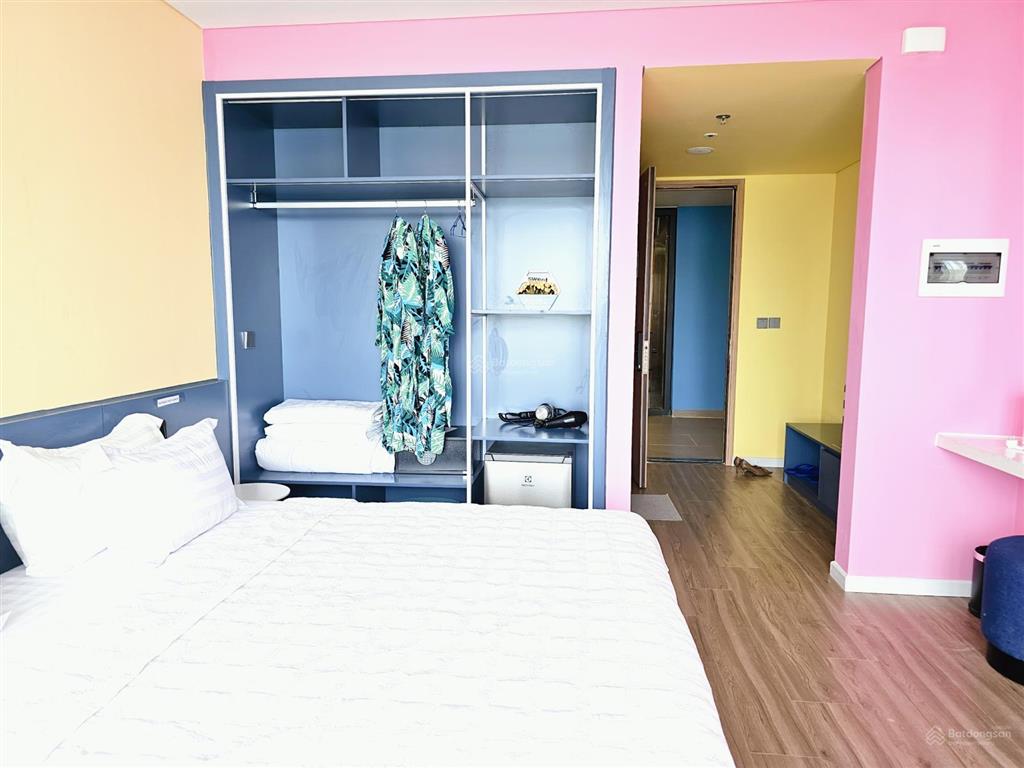 Bán nhanh căn hộ tòa khách sạn cao tầng ibiza, flamingo hải tiến, full nội thất. giá 1.x tỷ