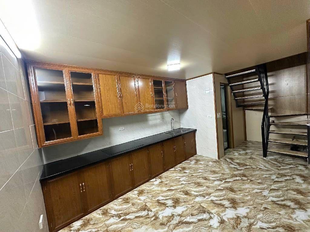 Nhà đẹp 3 tầng giá giật mình cần bán