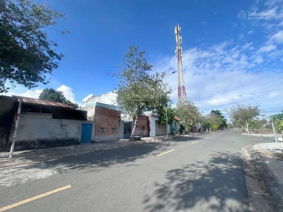 Bán đất 2 mặt tiền hẻm 1750 võ nguyên giáp, p.12, tp.vũng tàu có nhà cấp 4 & trạm bts cho thuê 9t