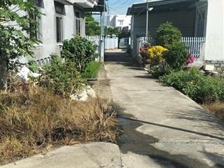 Lô đất ngang 5m võ dõng, vĩnh trung, nha trang. đường ô tô 7 chỗ ra vào thoải mái.  0927 373 ***