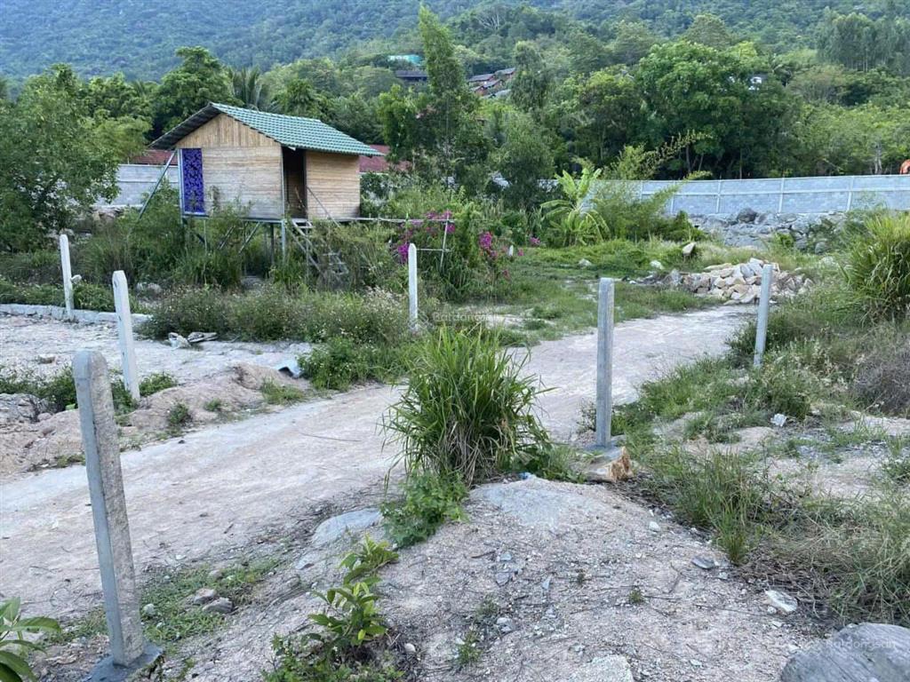 Lô đất ngang hơn 30m phước tân, phước đồng, nam nha trang.  0927 373 *** thọ