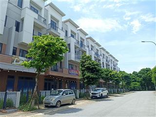Chính chủ bán nhà 4 tầng 75m2 đối diện chung cư, hoàn thiện đầy đủ nội thất đang cho thuê 20tr/thg