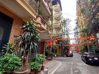 Bán nhà tại đường lạc long quân  tây hồ