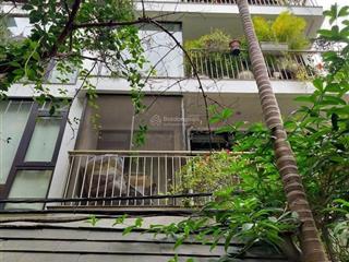Bán nhà tại đường âu cơ 145m2, 9 tầng, giá 43 tỷ. tây hồ