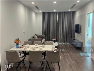 Chính chủ cần bán căn hộ 75m2 tầng trung 2pn2vs 110 cầu giấy( cầu giấy center point ), giá 6.8 tỷ