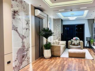 Tôi cần bán căn góc 3 ngủ ban công đông nam dt 118m2 ở mỹ đình plaza