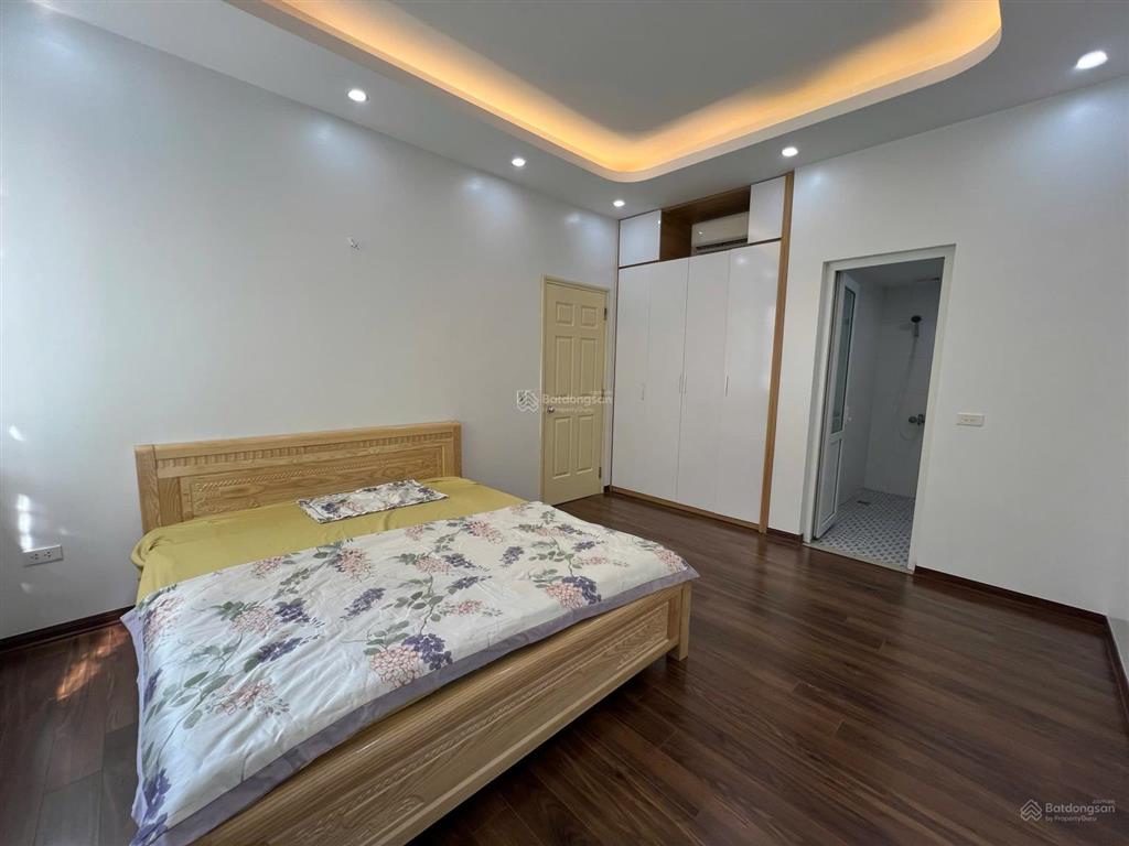 Chính chủ bán gấp  110m2  3pn  đầy đủ nội thất  sẵn sổ toà 1b tân tây đô