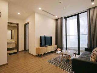 Gấp! bán nhanh căn 2pn tòa s1 vinhomes skylake 68m2, ban công đn, 9, x tỷ.  0915 867 ***