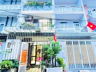 Nhà khu công an ở, 4 tầng, 5 phòn ngủ + 5wc + sân thượng hoàn công đủ 5 tỷ 590 còn giảm mạnh