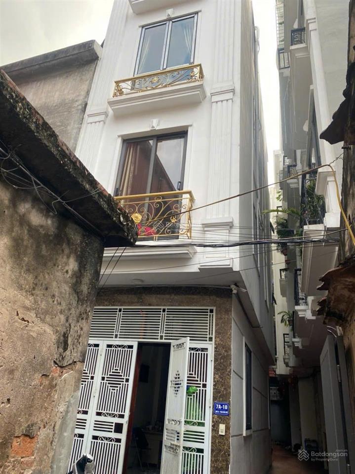 Nhà 3 ngủ, full nội thấtchỉ việc xách vali về ở ngay. 34m2x5t, gần park city.  0984 672 ***