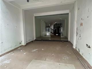 Cần bán lk văn quánhà đông. dt 82m2, đg phân lô vỉa hè, mở vp cty đẹp. giá hơn 22 tỷ  0984 672 ***