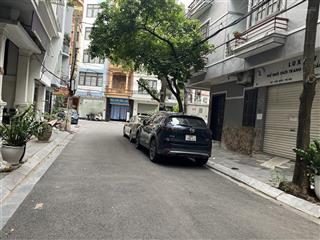 Hot  chủ cần kinh tế bán nhà phố trung kính, cầu giấy 100m2 giá chỉ hơn 300tr/m2 có thương lượng