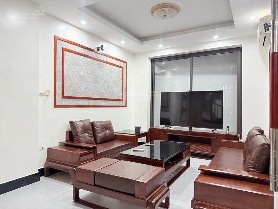 Bán nhà đẹp phố đào tấn  ba đình, 41m², 5 tầng, 5 phòng ngủ, vị trí đẹp  giá chỉ 11,2 tỷ có bớt