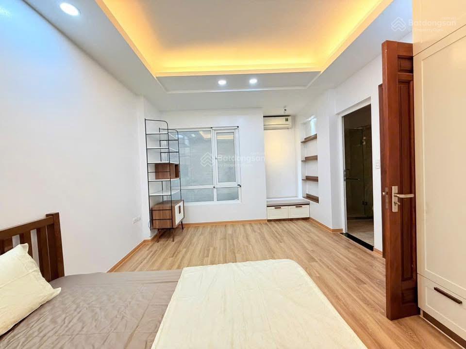 Cần tiền bán nhà phố đào tấn ba đình 42m² x 5 tầng nhà đẹp 5 phòng ngủ, giá chỉ 11,3 tỷ có bớt