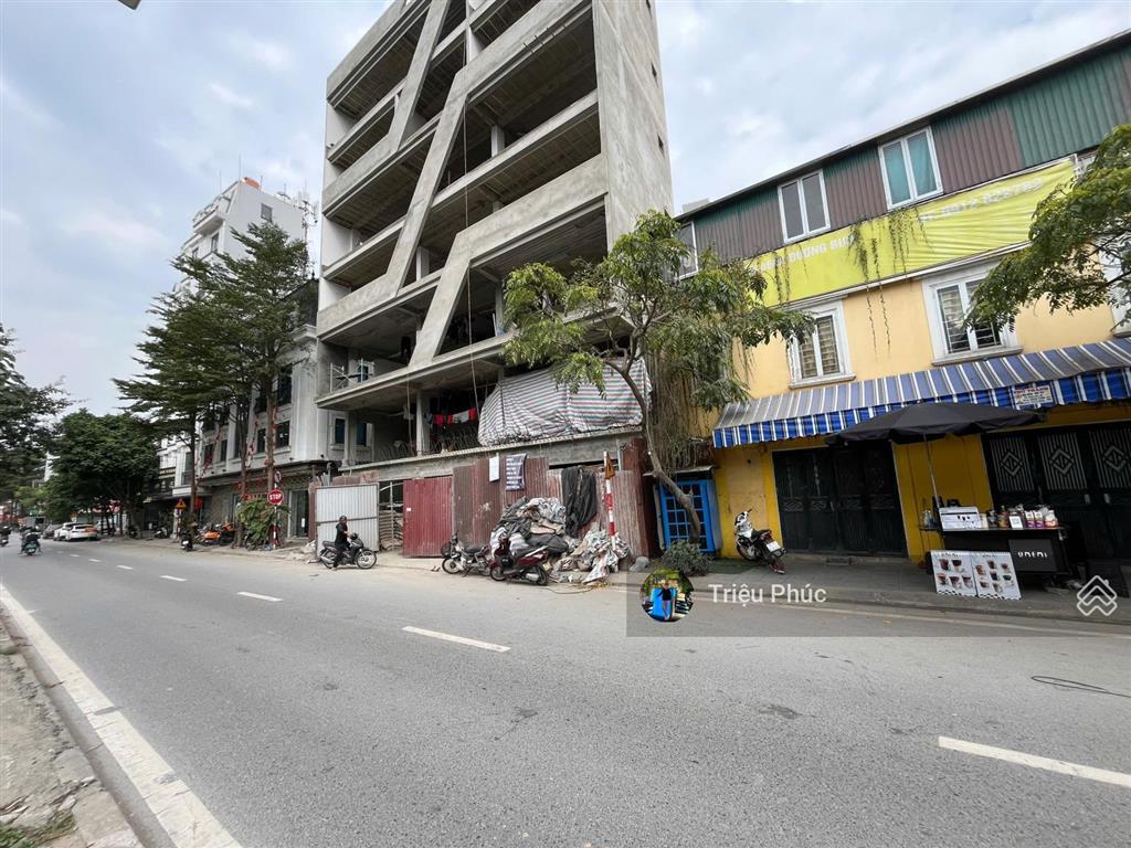 Hiếm  chủ thiện chí cần bán đất mặt phố bưởi  vĩnh phúc ba đình  145m2  mặt tiền 8m  giá 54 tỷ