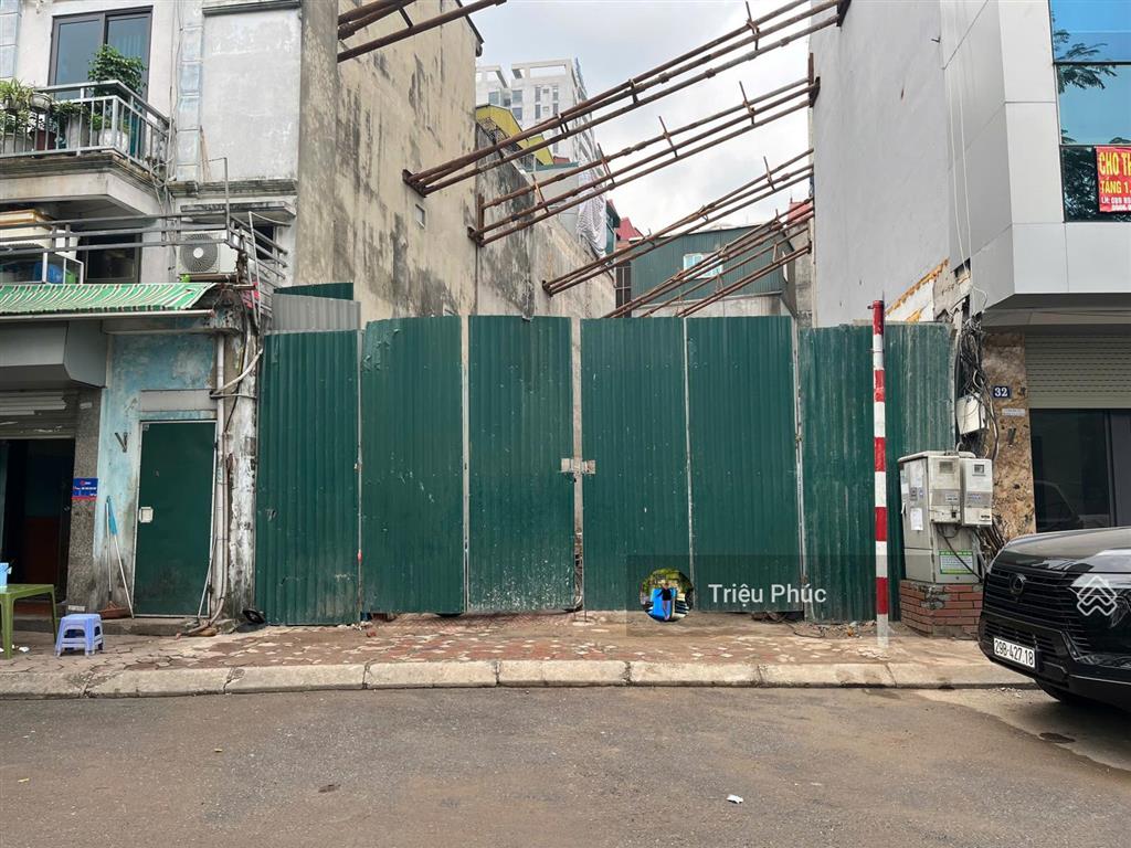 Cực hiếm  chủ cần kinh tế bán mảnh đất mặt phố cầu giấy ba đình  mặt tiền 8m, giá chỉ hơn 300tr/m