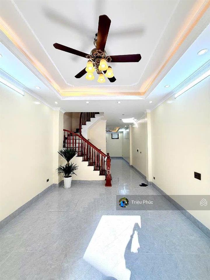 Bán nhà ba đình  mặt ngõ thông kinh doanh tấp nập  vài bước chân ra trục đường lớn  giá 13,6 tỷ