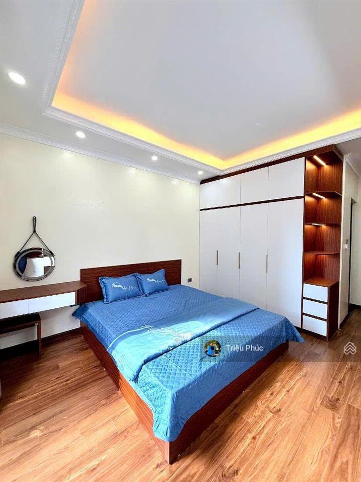 Bán nhà ba đình  mặt ngõ thông kinh doanh tấp nập  vài bước chân ra trục đường lớn  giá 13,6 tỷ