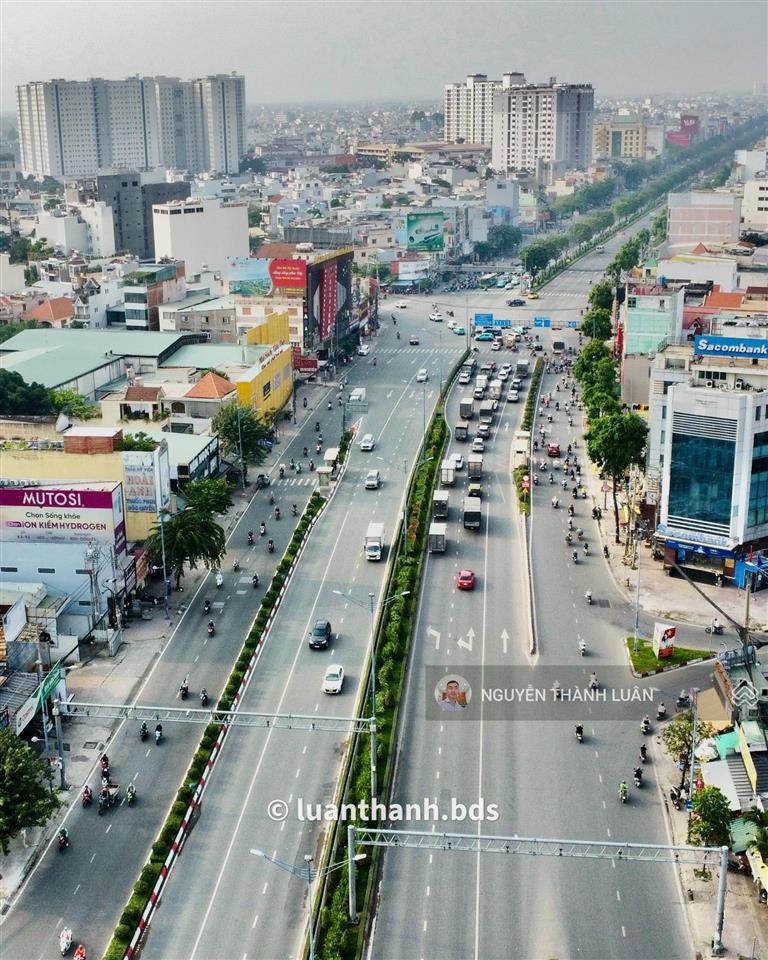 Nhà nát 1050m2 phan văn hớn tiện phân lô, xây kho xưởng