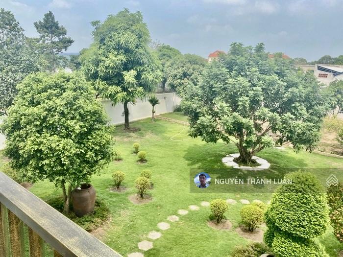 Biệt phủ sân vườn đẳng cấp  1528m2  full thổ  mặt tiền tân xuân, hóc môn