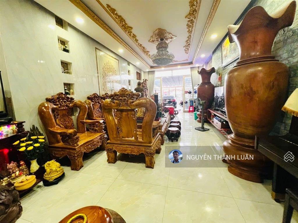 Giá đầu tư xe hơi tránh 4 tầng 183m² 12.8 tỷ (gò vấp)