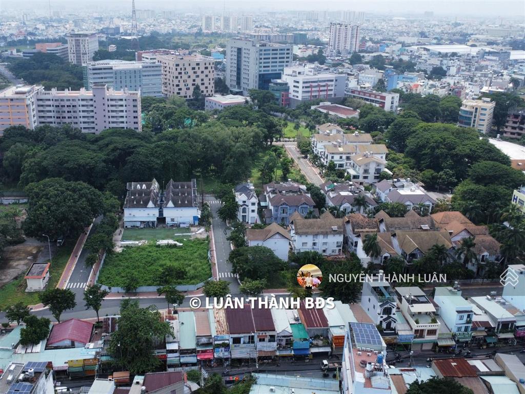 Mặt tiền đông bắc  quận 12  843m2  dòng tiền 100tr/thg  cực hiếm